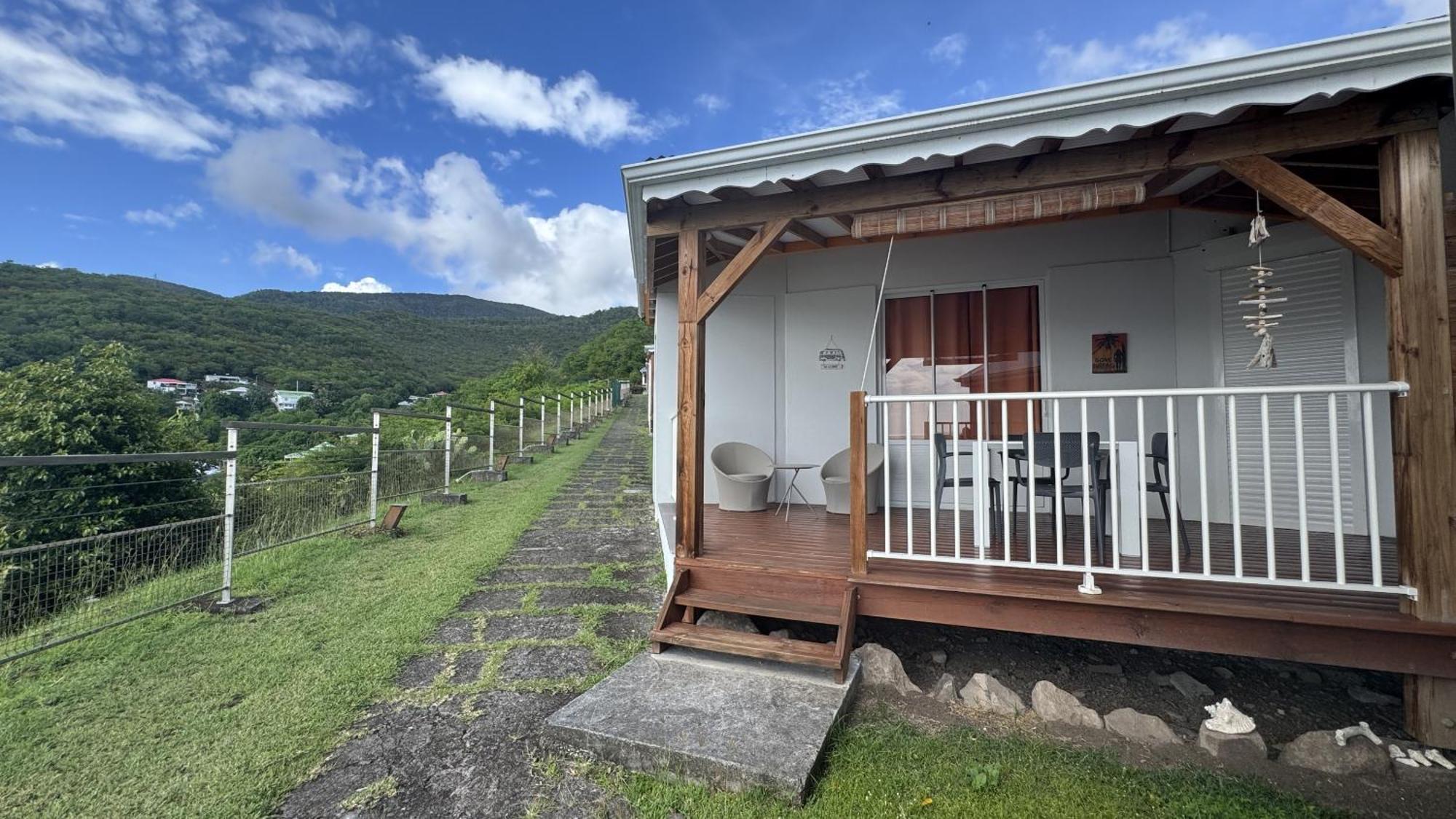 Le Jardin Des Ilets Villa Bouillante Room photo